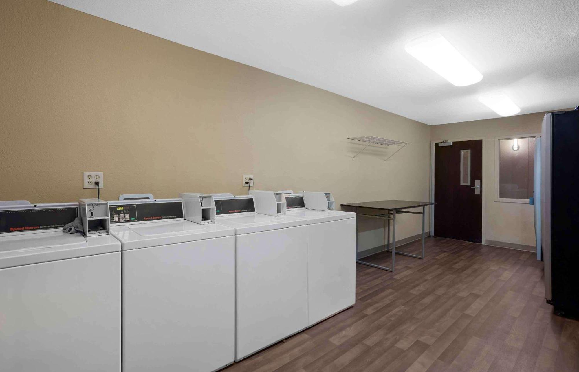 Extended Stay America Suites - Houston - Med Ctr - Greenway Plaza Екстериор снимка